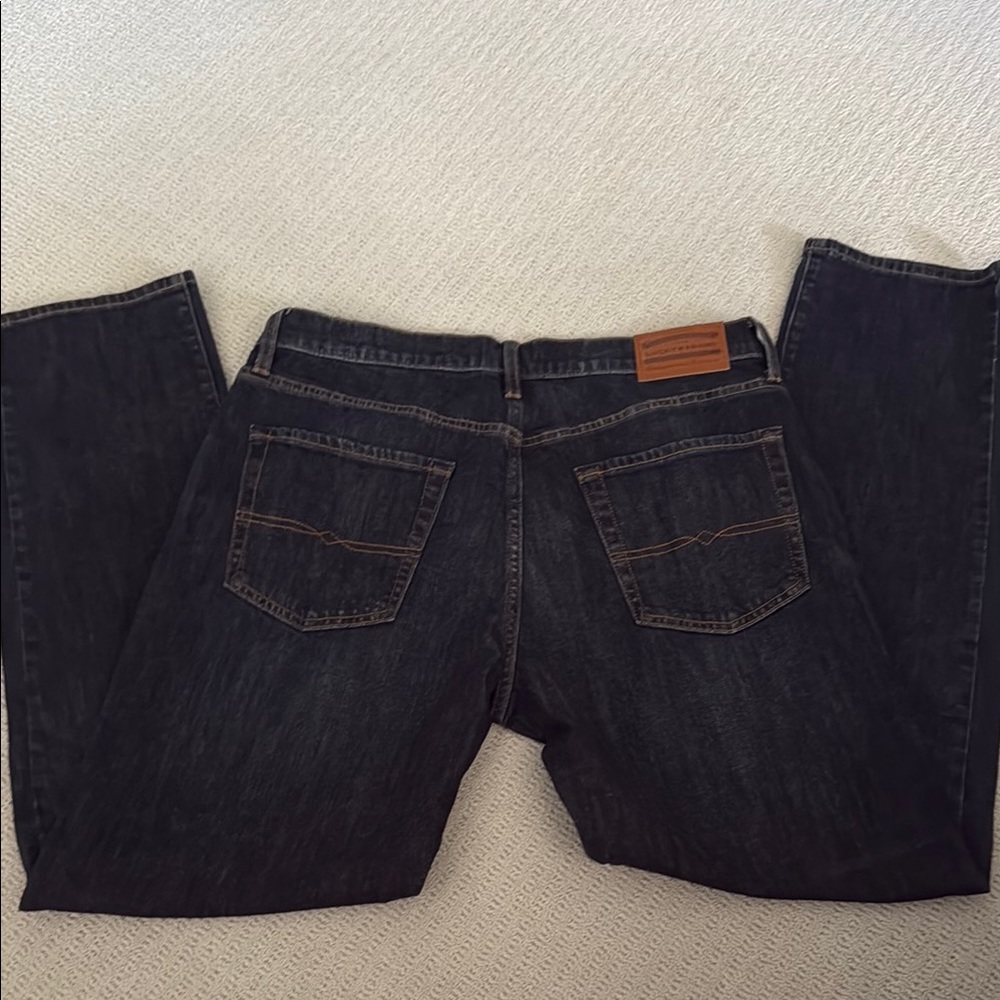 Men's Dark Wash Jeans - Classic Straight Fit